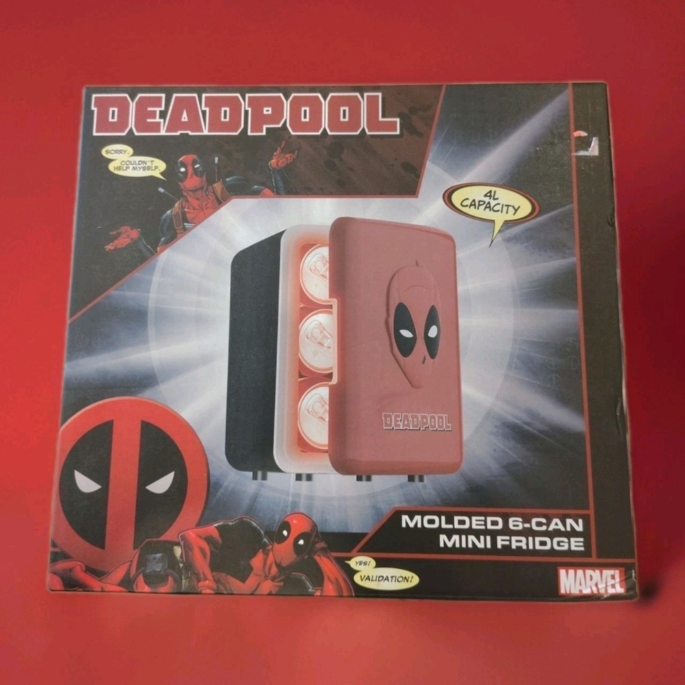 Brand New Deadpool Molded 6-Can Or 4L Mini Fridge Red‎ Marvel Portable Sealed